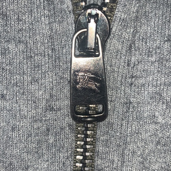 Burberry men’s sweater hoodie - Picture 4 of 6